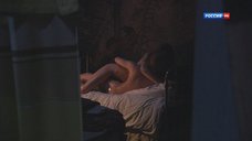 Ксения Князева: Курсанты  – секс сцены
