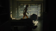 Маккензи Дэвис: Бегущий по лезвию 2049  – секс сцены