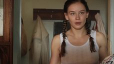 Юлия Пересильд: Битва за Севастополь  – секс сцены