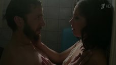 Полина Сыркина: Любовь по приказу  – секс сцены
