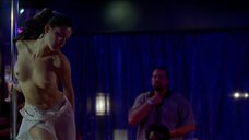 Голая Шарлотта Айянна – Танцы в «Голубой игуане»