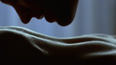 Джейми Ли Кертис: Голубая сталь  – секс сцены