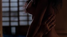 Тера ТабризиТиа Каррере: : Разборки в маленьком Токио  – секс сцены