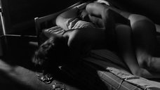 Лена Нюман: Я любопытна – фильм в синем  – секс сцены
