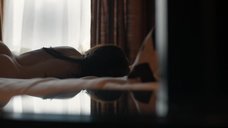 Сара Хэй: Плоть и кости  – секс сцены