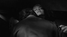Сибилл Шепард: Последний киносеанс  – секс сцены