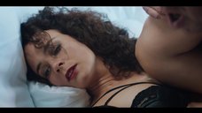 Дафне Велленс: Женщины ночи  – секс сцены