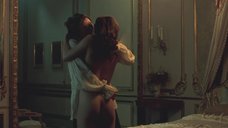 Алисия Викандер: Королевский роман  – секс сцены