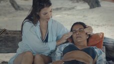 Патрисия Веласкес: Лис в сентябре  – секс сцены