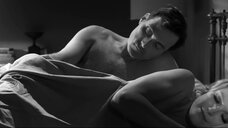 Малин Акерман: Отель "Нуар"  – секс сцены