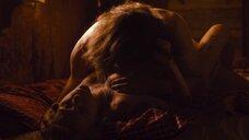 Верле Батенс: Разомкнутый круг  – секс сцены
