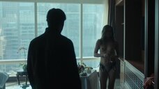 Дженнифер Круковски: Титаны  – секс сцены
