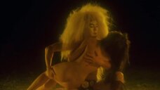 Сиу-Инь Цан: Эротическая история призраков 2  – секс сцены