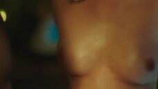 Линдси Кролиус: Бомбила (2017)  – секс сцены