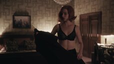 Аня Тейлор-Джой: Ход королевы  – секс сцены