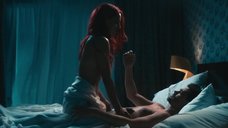 Мелиа Крейлинг: Играющие с разумом  – секс сцены