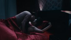 Урсула Штраусс: Играющие с разумом  – секс сцены