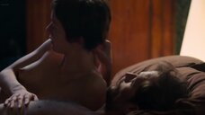 Сара Жиродо: Зачарованные (2019)  – секс сцены