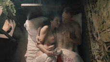 Агния Чадова: За час до рассвета  – секс сцены