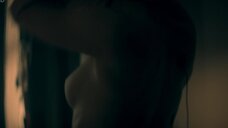 Таллула Роуз Хэддон: Поцелуй меня первым  – секс сцены