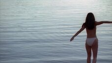 Розалин Санчес: Морское приключение  – секс сцены