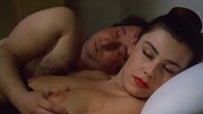 Кларита Гатто: Достопочтенный депутат с любовницей под кроватью  – секс сцены