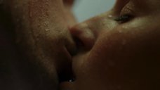 Мэгги Грэйс: Туман  – секс сцены