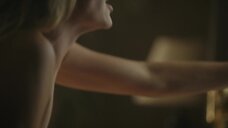 Каролина Бартчак: Побочный эффект: Смерть  – секс сцены