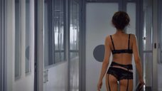 Александра Булычева: Полное превращение  – секс сцены